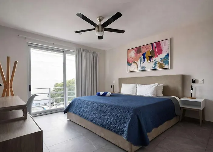 Luxury Condo, 1br 1ba, 200mb, Gym Sauna Cinema Ferienhaus