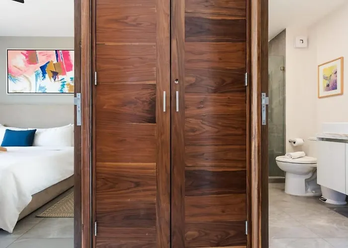 Luxury Condo, 1br 1ba, 200mb, Gym Sauna Cinema Ferienhaus Playa del Carmen