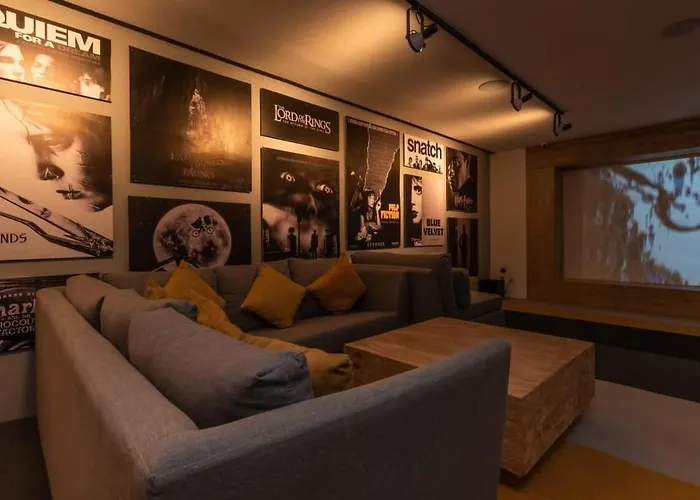Luxury Condo, 1br 1ba, 200mb, Gym Sauna Cinema Ferienhaus