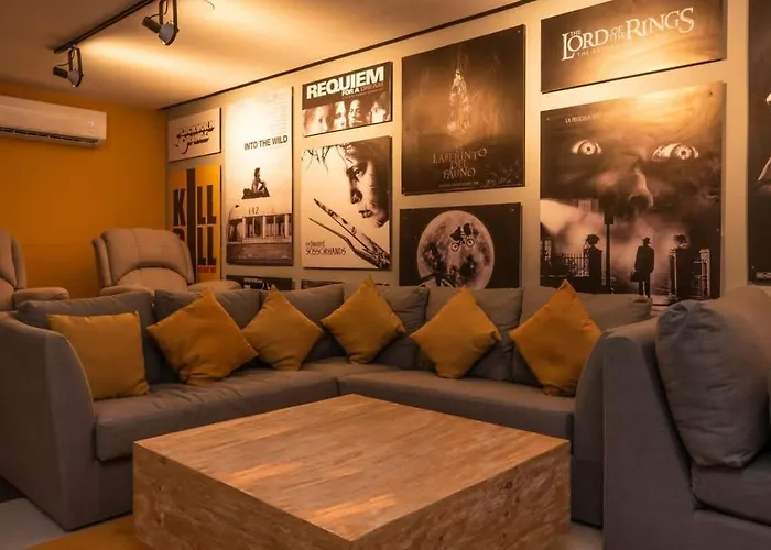 Luxury Condo, 1br 1ba, 200mb, Gym Sauna Cinema * Playa del Carmen